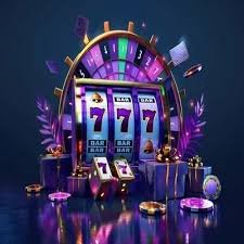 739 slots ငါးပစ်ဂိမ်း မိုဘိုင်းဖုန်းဖြင့် ကစားနေသောပုံ
